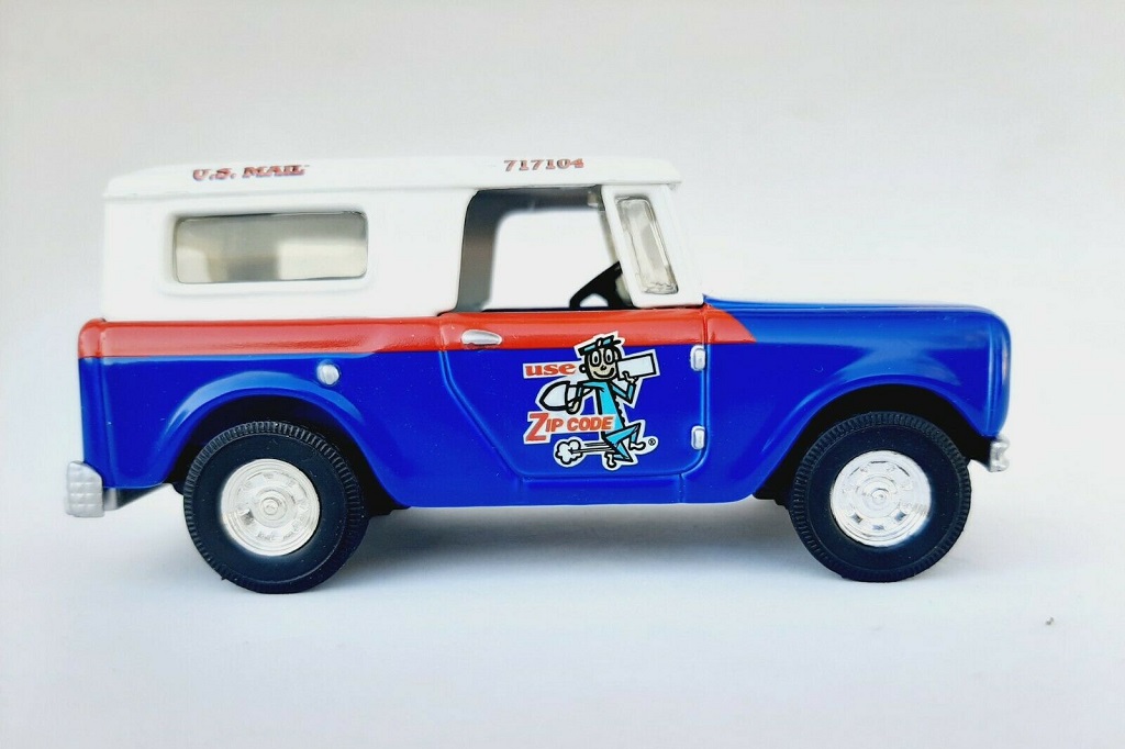 Matchbox Collectibles YYM38242; 1961 International Scout Postal Truck; The Space Age